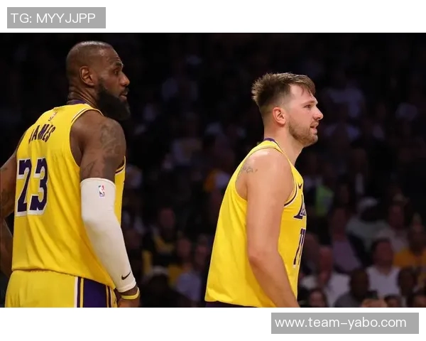 谁能想到NBA赛季初未尝败绩球队竟有雷霆马刺公牛和76人四强争锋 谁能想到NBA赛季初未尝败绩球队竟有雷霆马刺公牛和76人四强争锋