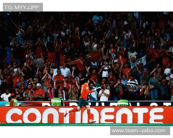 因凡蒂诺祝贺C罗世预赛射手王再创辉煌成就